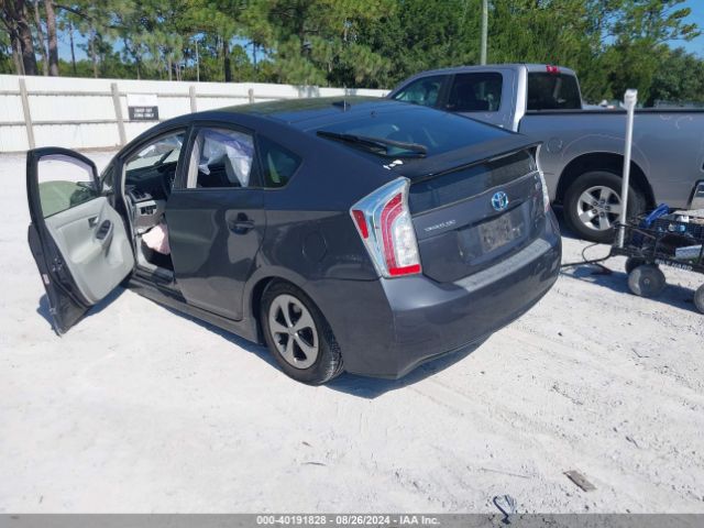 2013 TOYOTA PRIUS JTDKN3DU9D5582777 Photo 2