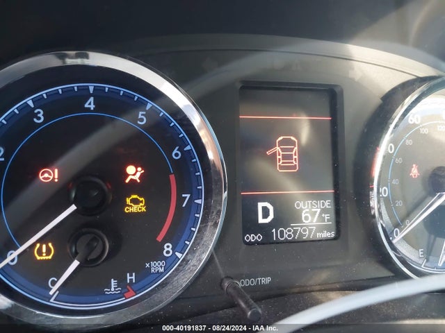 Toyota COROLLA LE 2017 5YFBURHE8HP616029 Image 7