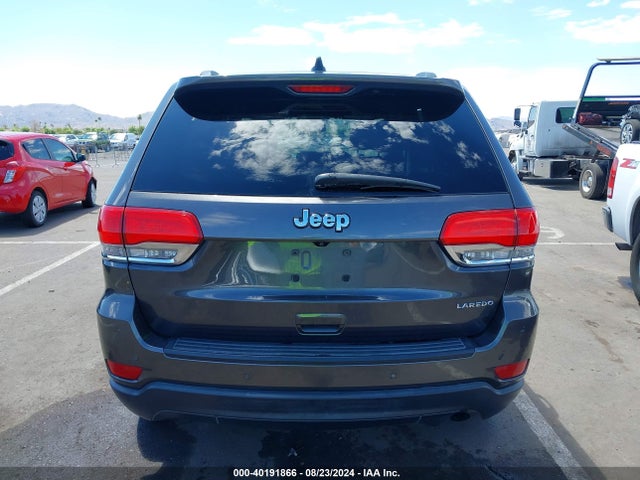 1C4RJEAG1HC605698 Jeep Grand Cherokee Laredo 4x2