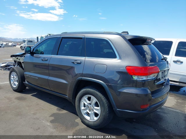 1C4RJEAG1HC605698 Jeep Grand Cherokee Laredo 4x2