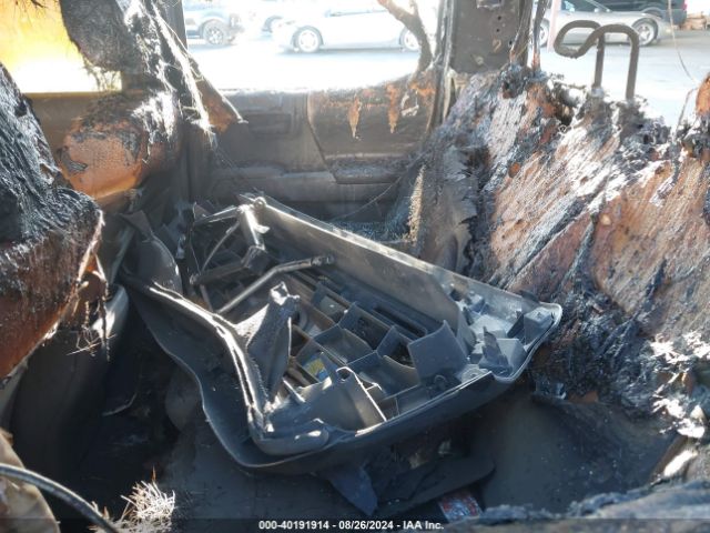 3TMDZ5BN6HM025622 Toyota Tacoma Sr5 V6