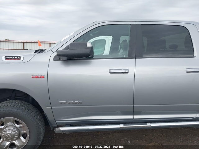 3C6UR5JJ5NG248444 RAM 2500 Big Horn  4x4 8' Box