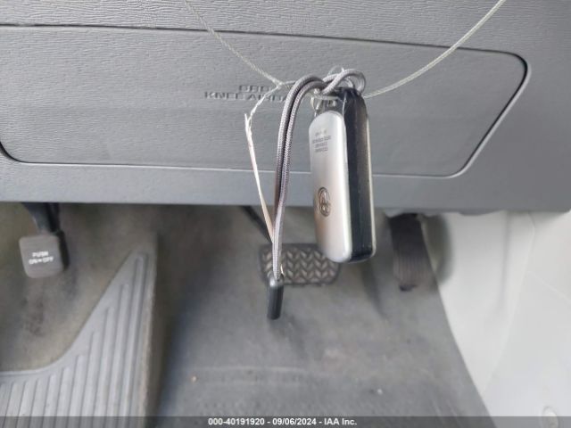 5TDYK3DC7ES519179 Toyota Sienna Xle V6 8 Passenger