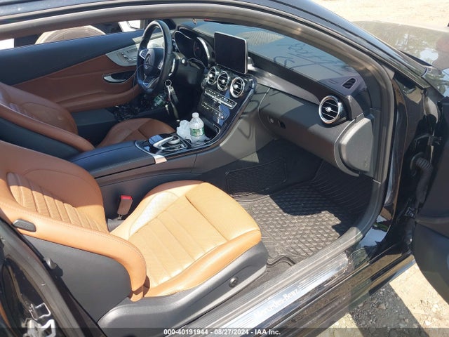 WDDWJ4KB1HF484286 Mercedes-Benz C 300 4matic