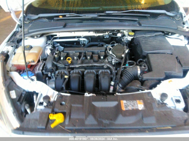 Ford FOCUS SE 2016 1FADP3F25GL282643 Image 10