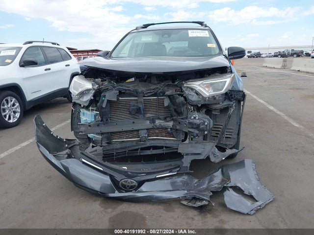 Toyota RAV4 LE 2018 JTMZFREV5JJ162572 Image 12