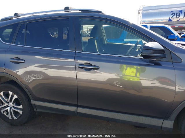Toyota RAV4 LE 2018 JTMZFREV5JJ162572 Image 13