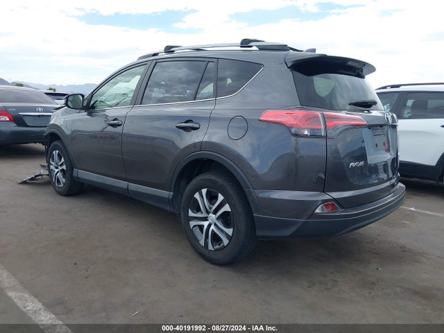 Toyota RAV4 LE 2018 JTMZFREV5JJ162572 Image 3