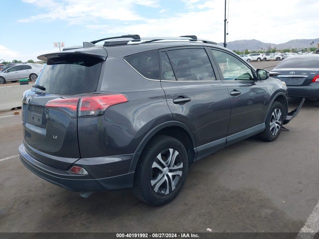Toyota RAV4 LE 2018 JTMZFREV5JJ162572 Image 4