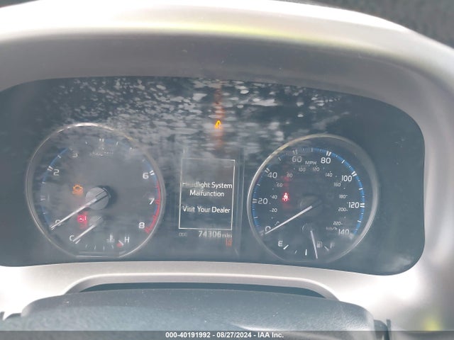 Toyota RAV4 LE 2018 JTMZFREV5JJ162572 Image 7