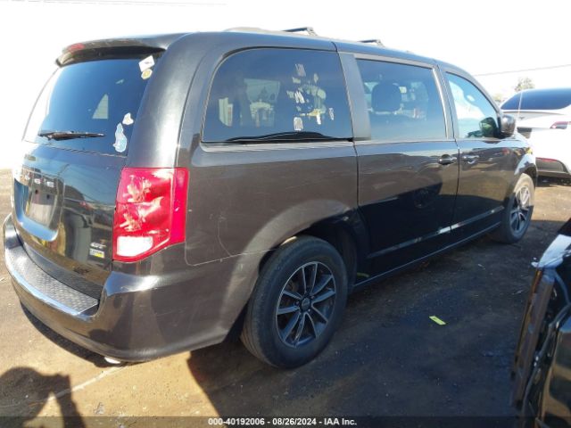 2C4RDGEG1JR281761 Dodge Grand Caravan Gt