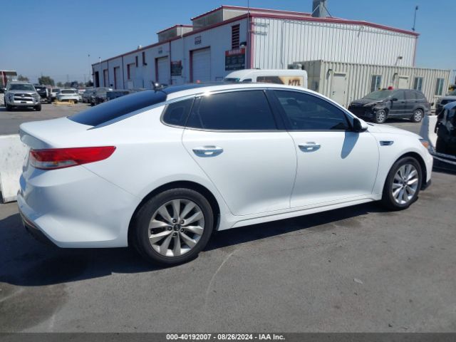 5XXGU4L38HG172271 KIA OPTIMA EX