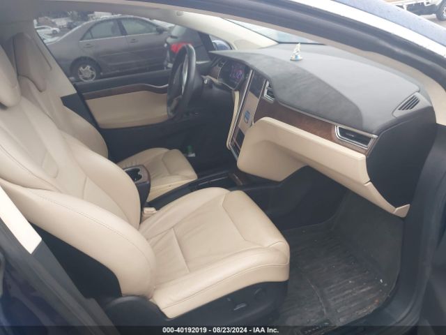 5YJXCBE28HF053781 Tesla Model X 100d/75d/90d