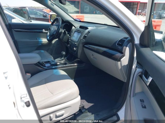 5XYKW4A78FG653155 KIA Sorento Sx V6