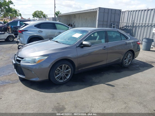 Toyota CAMRY SE 2017 4T1BF1FK0HU325107 Image 2