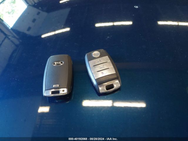 KNDCC3LCXK5349622 KIA NIRO EX
