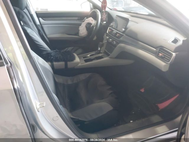 1HGCV1F15KA134022 Honda ACCORD LX