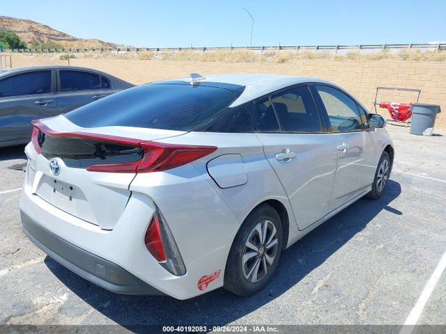 Toyota Prius Prime Premium 2017 JTDKARFP4H3067497 Image 4