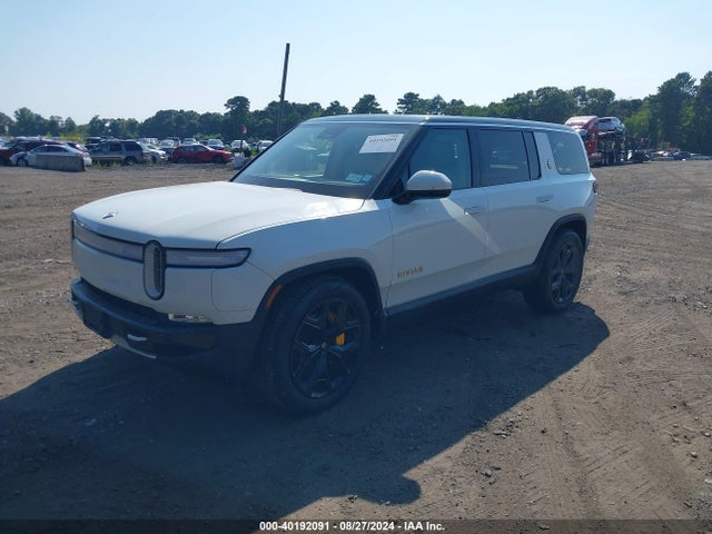 Rivian R1s Adventure Quad Motor Large Pack 2024 7PDSGABA4RN037531 Image 2