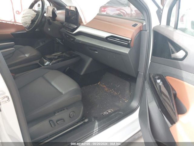 WVGTMPE28MP048794 Volkswagen ID.4 PRO S