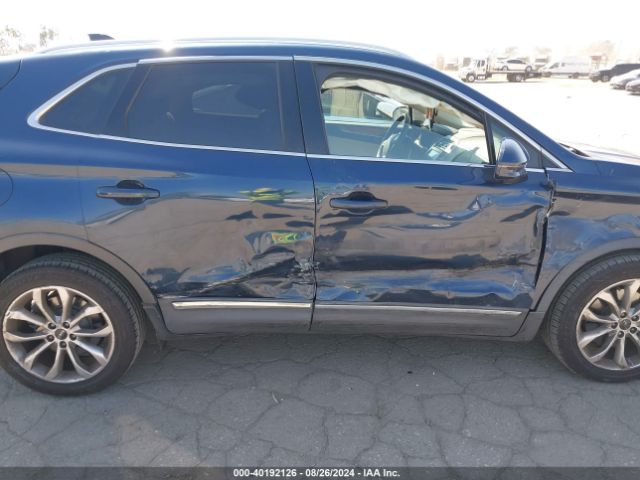 5LMCJ2C97HUL69404 Lincoln MKC SELECT