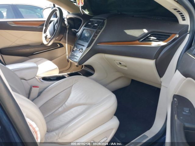 5LMCJ2C97HUL69404 Lincoln MKC SELECT