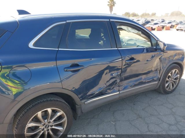 5LMCJ2C97HUL69404 Lincoln MKC SELECT