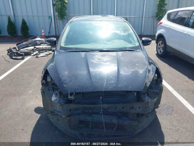 1FADP3N23JL323442 Ford Focus Titanium
