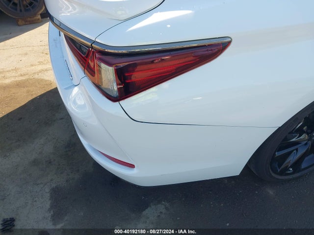 58AJZ1B18PU139905 Lexus Es 350 F Sport Handling