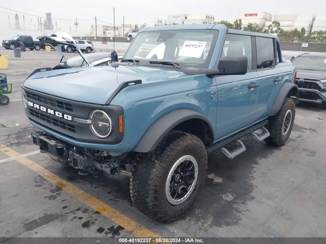 Ford Bronco Black Diamond 2021 1FMEE5DP8MLA78005 Image 2