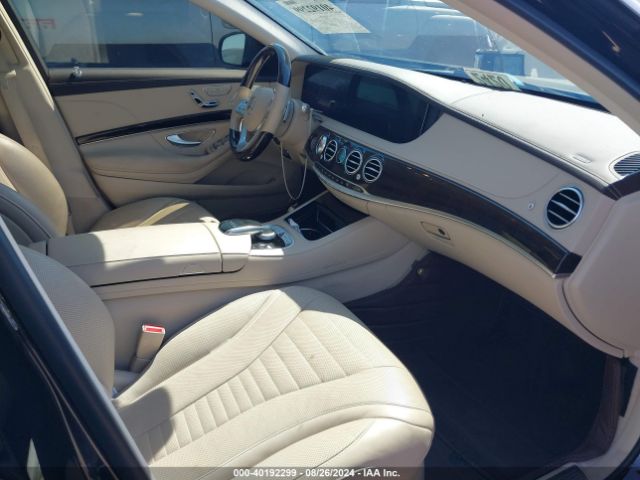W1KUG8DB2LA587152 Mercedes-Benz S 560