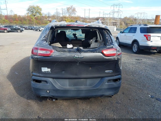 Jeep Cherokee Latitude 2015 1C4PJMCS9FW551307 Image 17