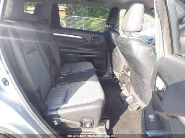 5TDBKRFH3FS120112 Toyota Highlander Le Plus V6