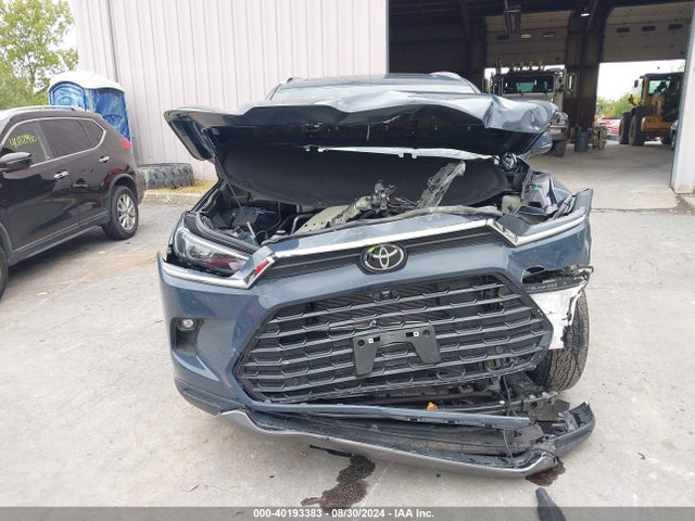 Toyota Grand Highlander Limited 2024 5TDAAAB59RS044542 Image 12