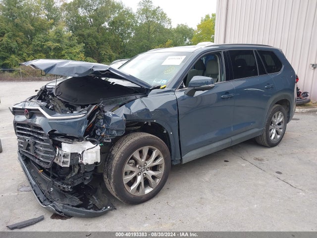 Toyota Grand Highlander Limited 2024 5TDAAAB59RS044542 Image 2