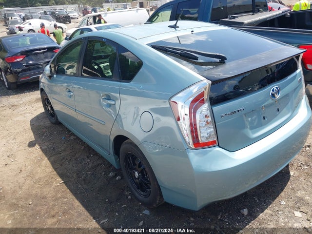 Toyota Prius Three 2015 JTDKN3DU6F1915737 Image 3
