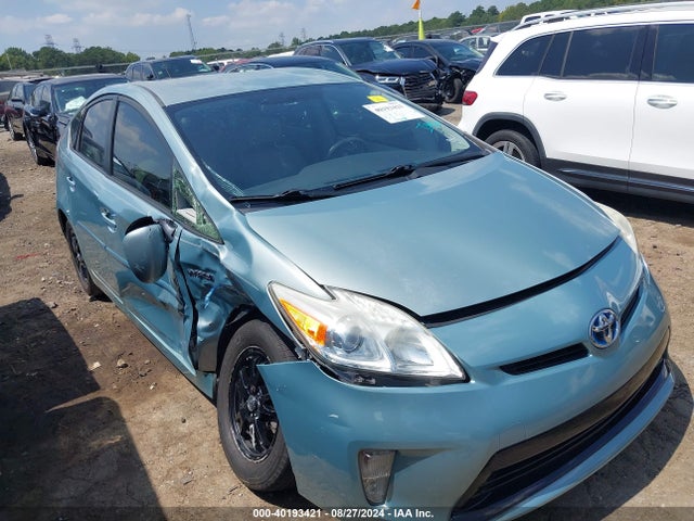 Toyota Prius Three 2015 JTDKN3DU6F1915737 Image 6