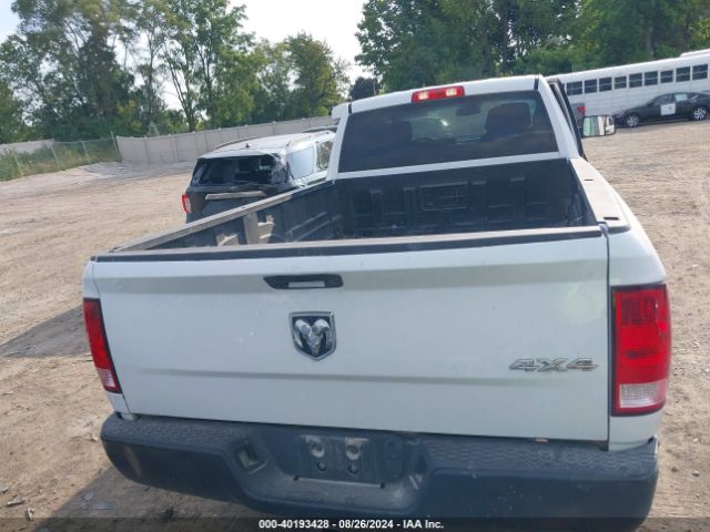 3C6TR5HT4JG411498 RAM 2500 Tradesman  4x4 8' Box
