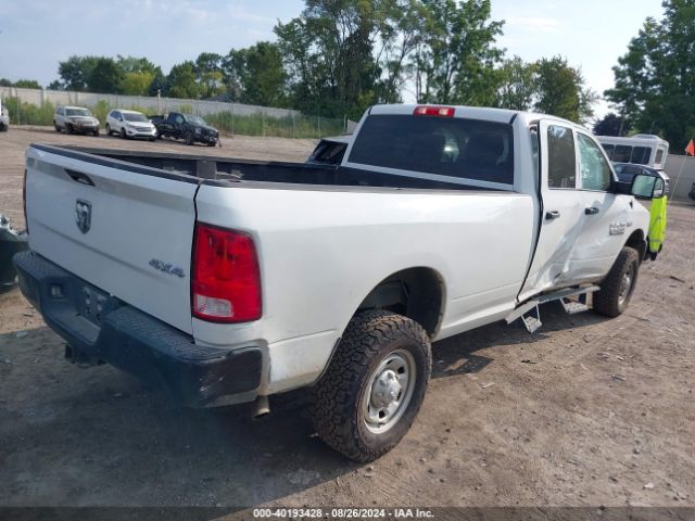 3C6TR5HT4JG411498 RAM 2500 Tradesman  4x4 8' Box