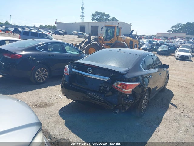 Nissan Altima 2.5 S 2015 1N4AL3AP5FC120060 Image 4