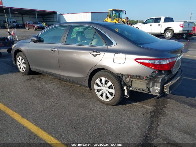 Toyota CAMRY LE 2015 4T4BF1FK1FR458509 Image 3
