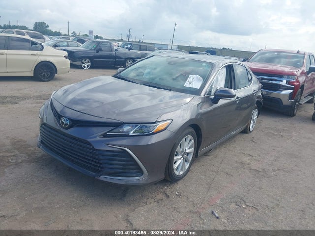 Toyota CAMRY LE 2024 4T1R11AK6RU260513 Image 2