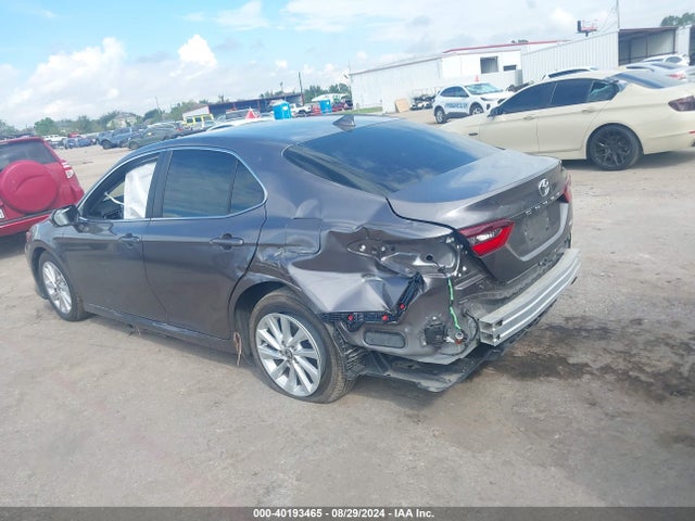 Toyota CAMRY LE 2024 4T1R11AK6RU260513 Image 3