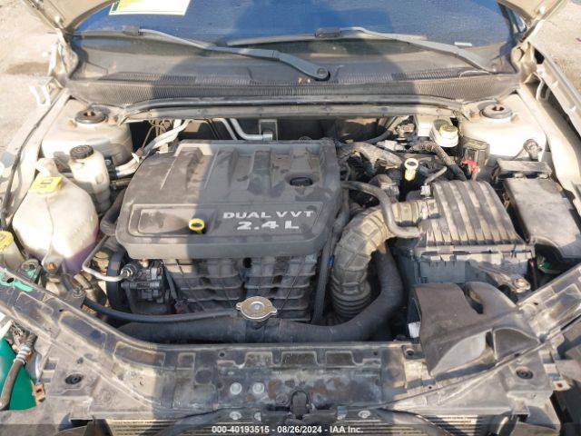 1C3CCBAB8EN145303 Chrysler 200 LX