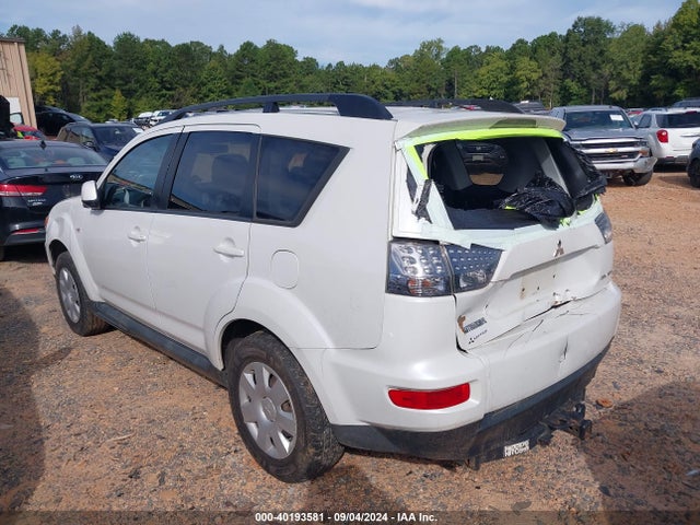 2011 MITSUBISHI OUTLANDER JA4AS2AW8BU020905 Photo 2