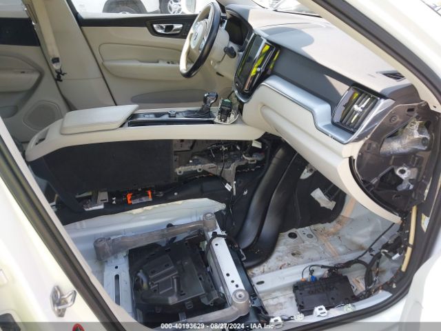 LYV102RK2JB097386 Volvo Xc60 T5 Momentum