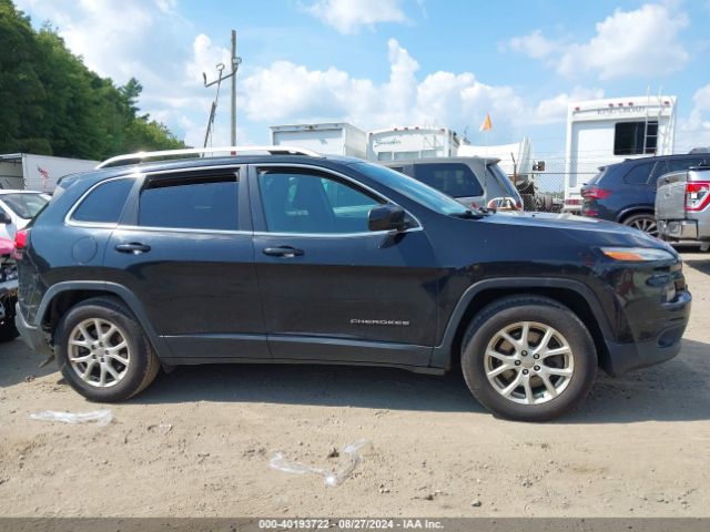 1C4PJMCB6HW556709 Jeep Cherokee Latitude 4x4