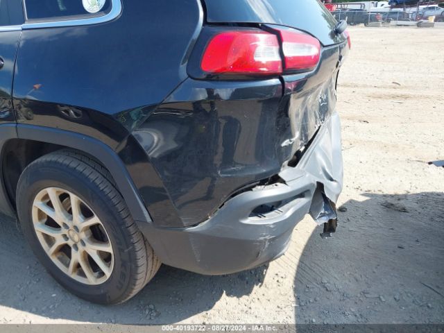 1C4PJMCB6HW556709 Jeep Cherokee Latitude 4x4