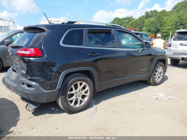 1C4PJMCB6HW556709 Jeep Cherokee Latitude 4x4