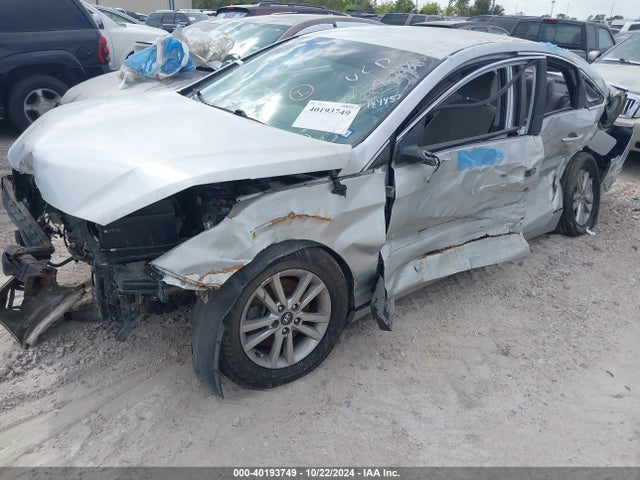 Hyundai SONATA SE 2016 5NPE24AF3GH343358 Image 6